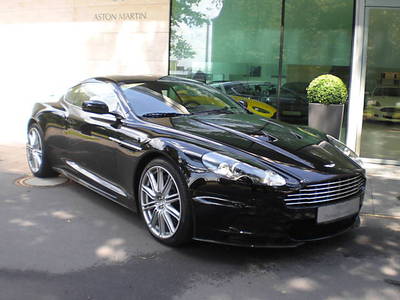 LHD ASTON MARTIN DBS